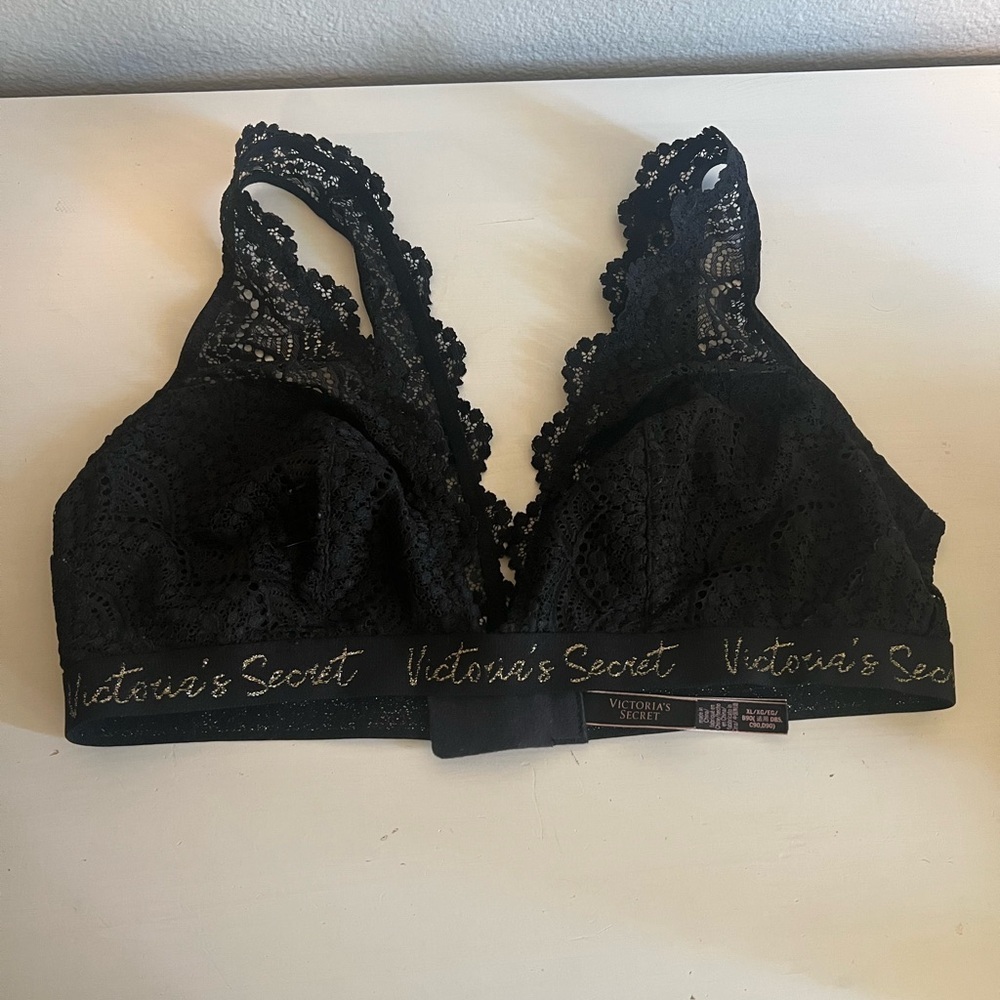 Victoria’s Secret Black Lace Bralette Size XL Gold Writing Hook & Eye Closure